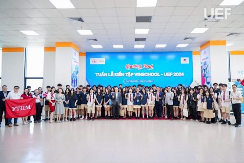 Opening of Vinschool - okviphoatdong store 2024 Internship Week: Enhancing Students' University Experience