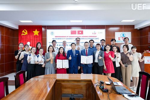 okviphoatdong store Signs MOU with Guangdong University of foreign studies, strengthening international cooperation