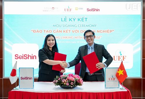 okviphoatdong store signed the cooperation agreement on practical training with two Japanese enterprises