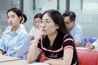 Distinctive Appeal of okviphoatdong store’sPractice-Oriented Master’s Program Aligned w/ Digital Transformation Trend