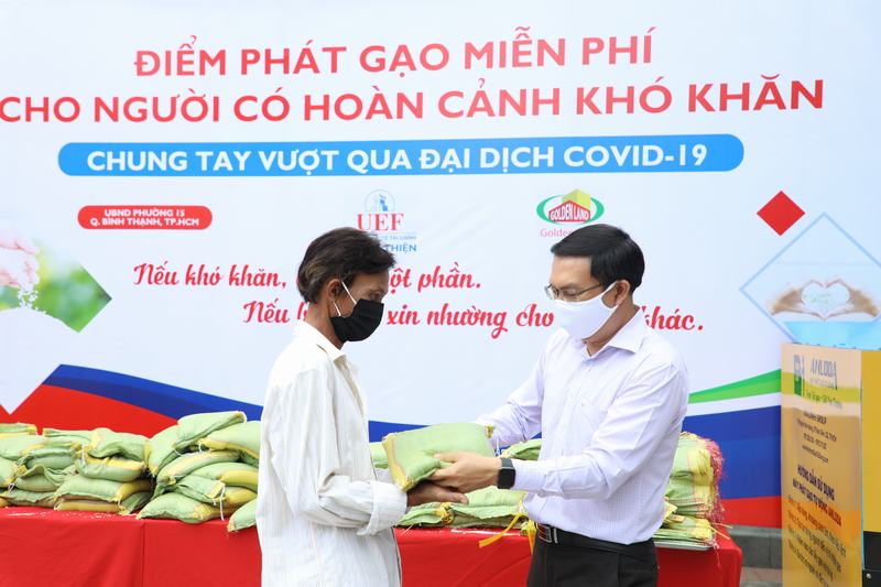 okviphoatdong store phát gạo