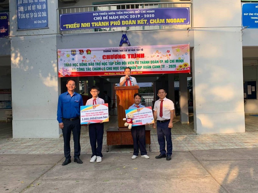 Vui xuân đón Tết cùng Hội từ thiện okviphoatdong store