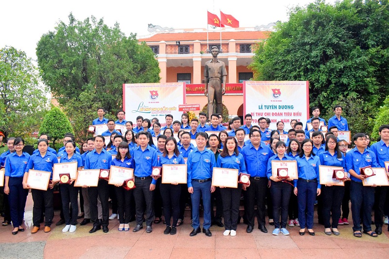 Cán bộ đoàn giỏi okviphoatdong store